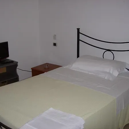 Ai Vecchi Tempi Hotel Frattocchie Quarto foto